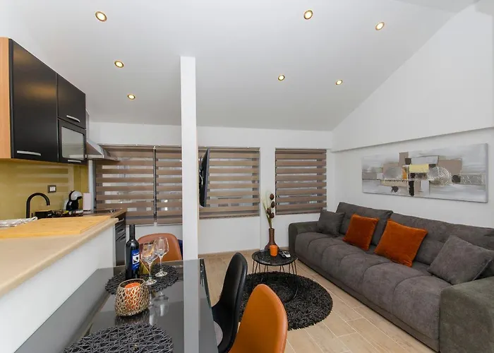 アパート Aspalathos Old Town