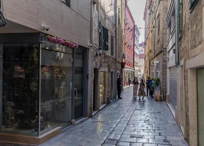 アパート Aspalathos Old Town